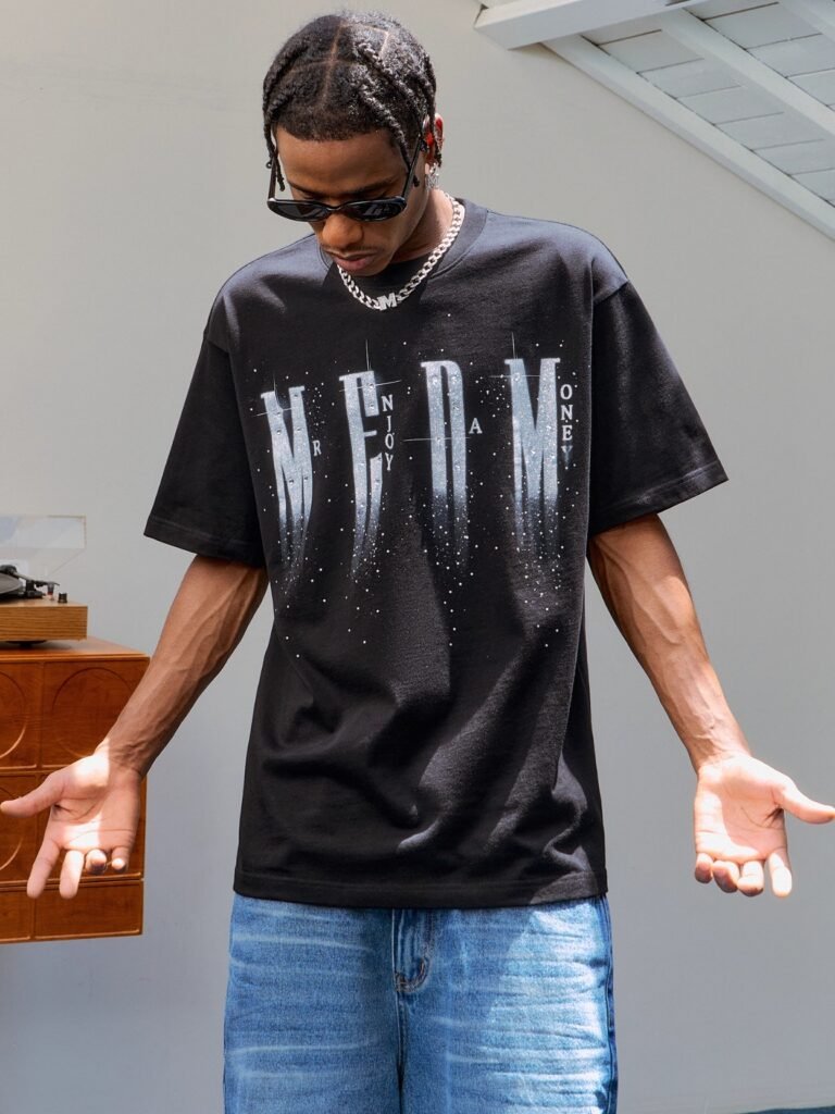 Rhinestone Graphic T-Shirt
