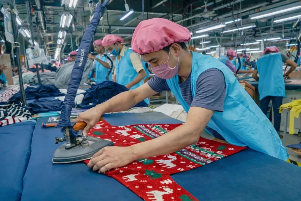 Christmas Sweater Manufacturer